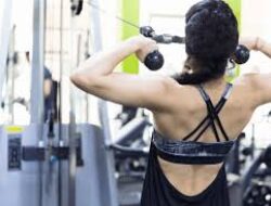 Latihan Mobilitas Bahu Pagi Hari Agar Gerakan Tubuh Lebih Fleksibel Stabil