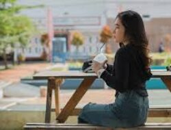 Mental Health dan Pentingnya Dukungan Teman Dalam Menjaga Kesehatan Emosional Remaja